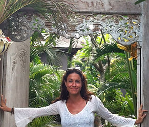 Vanessa welcomes you to Platform 13