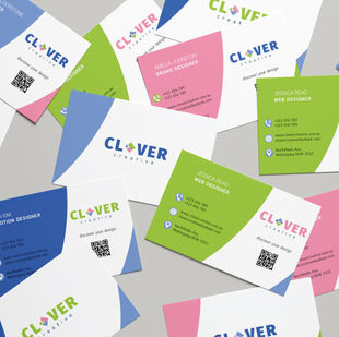 Realistic Business Cards MockUp 4.jpg