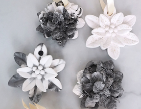 Bienvenue dans l'Univers Enchanté des Galets Parfumés : Une Ode à la Sérénité !