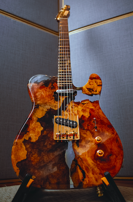 objet deco guitare en  resine epoxy 
