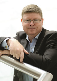GARY HUDSON UBS (4).jpg