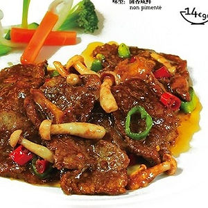 Filet du boeuf sauté avec champignons 沙茶菌菇爆牛柳