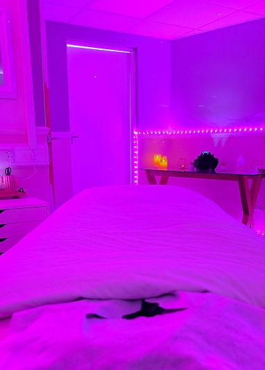 inside skinfit studio (1)_edited.jpg