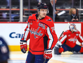 Lightning Add Veteran Defenseman John Carlson on Two-Year Deal