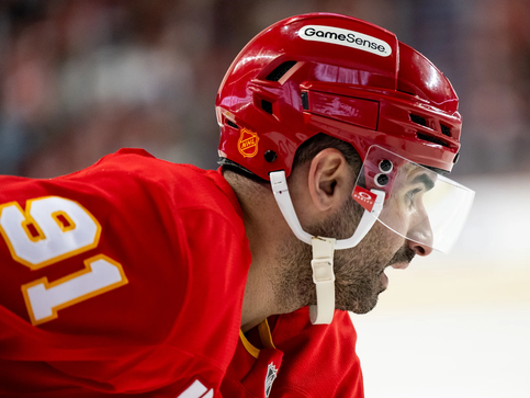 Maple Leafs Linked to Nazem Kadri in Latest Trade Rumours