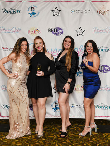 2022-12-10 Powergals Christmas Party (14).jpg