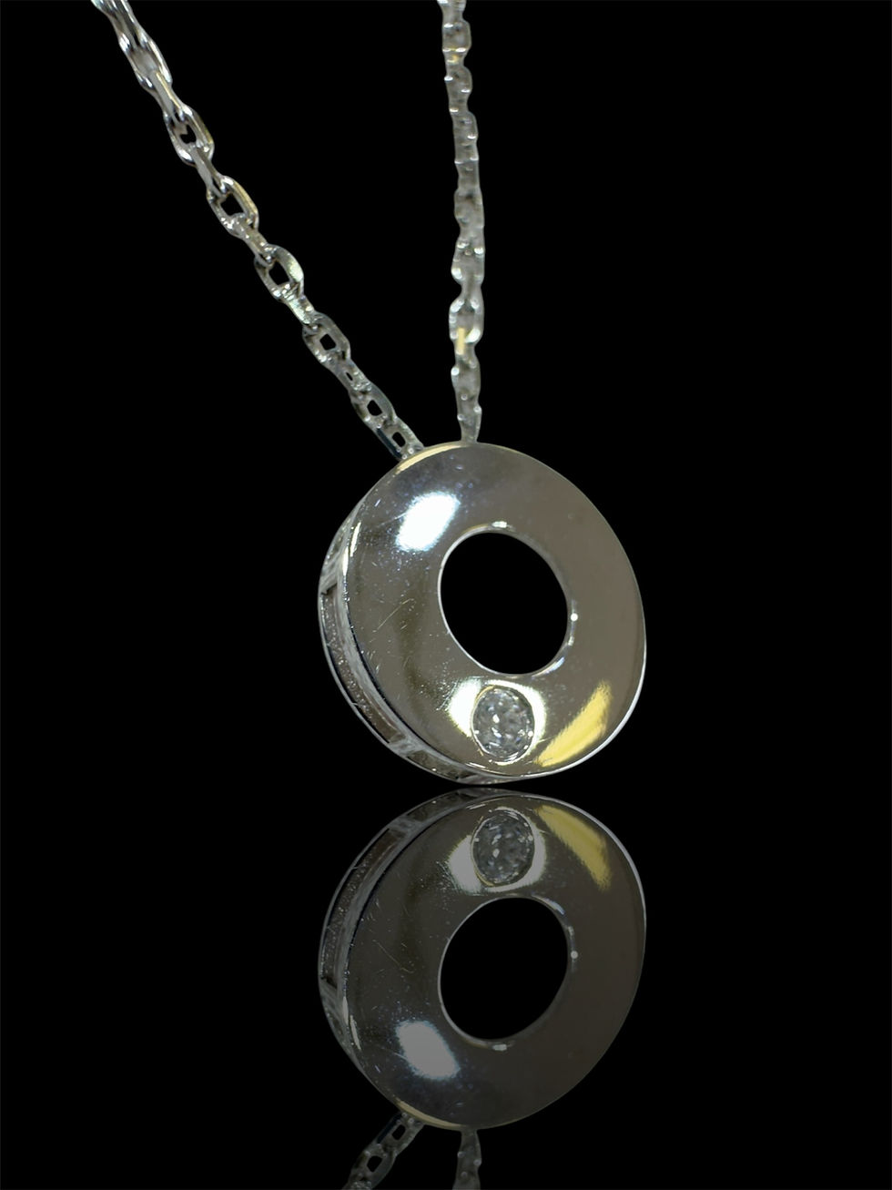 Thumbnail: Circle Single Stone Necklace