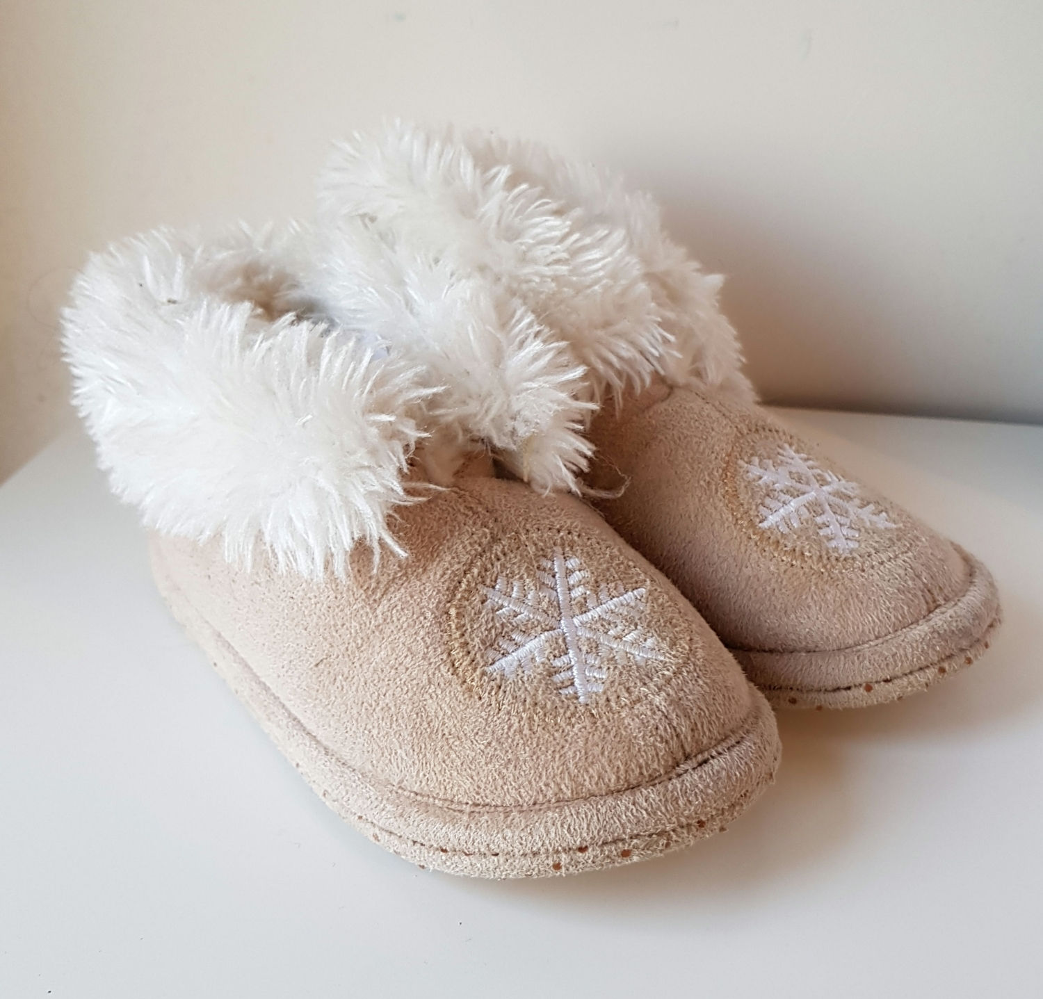 Chaussons - Marque non identifiée - T24