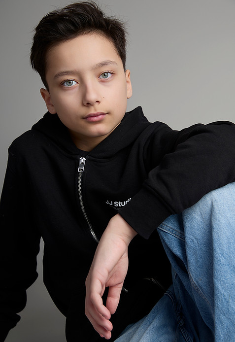 Esaiah_Smash_Agency-(2 of 5).jpg