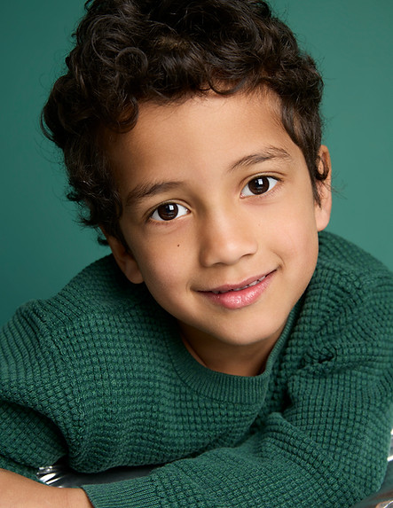 Noam_Smash_Agency-(3 of 6).jpg