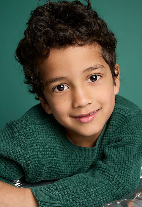 Noam_Smash_Agency-(3 of 6).jpg