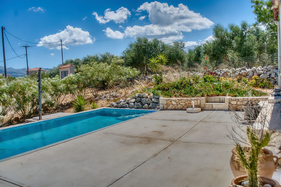 Beautiful One-Level Home with Mountain Views in Litsarda, Crete - image 3