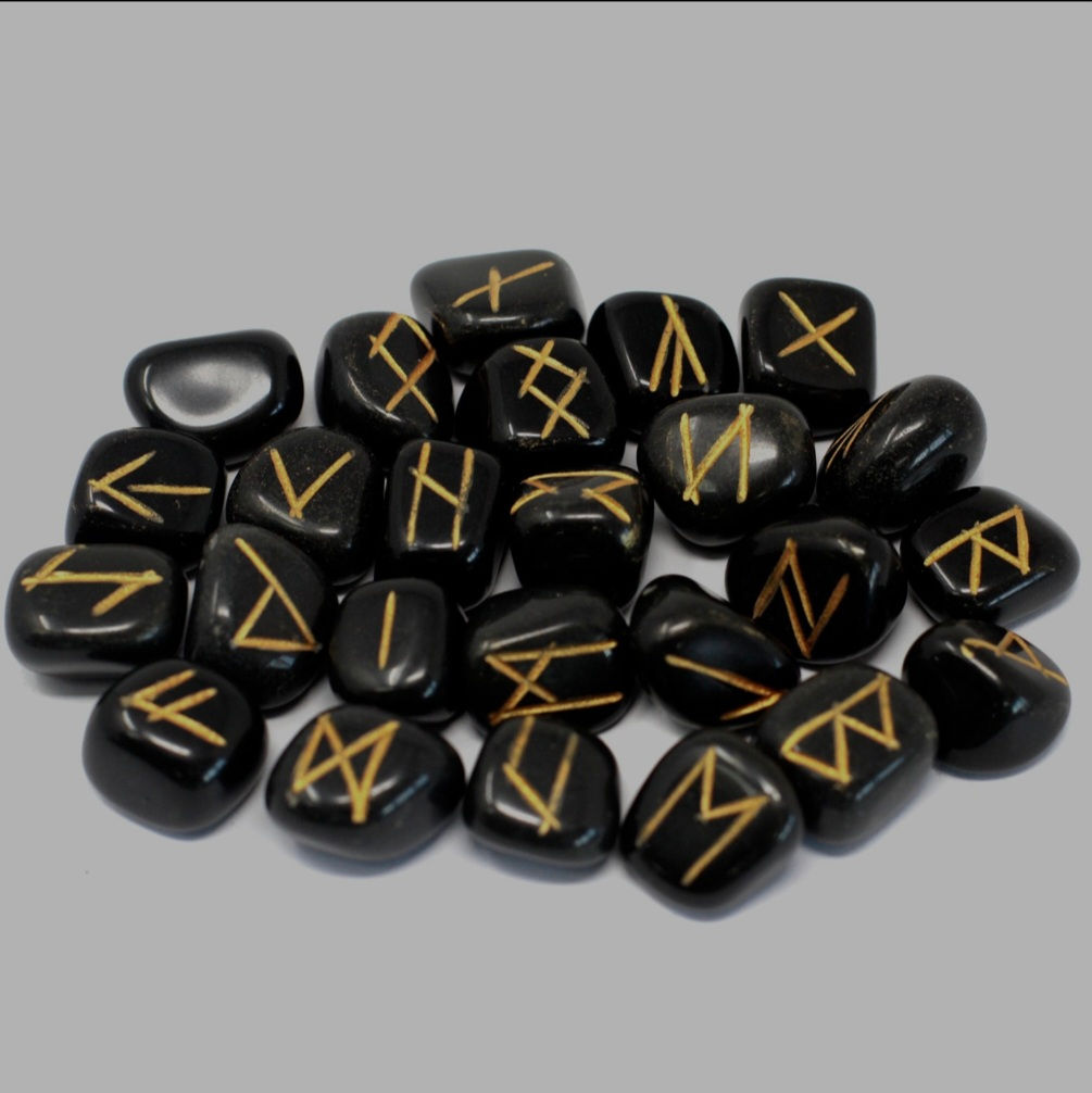 Rune Stones Set - In Pouch