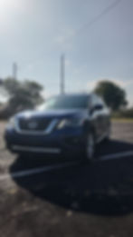Thumbnail: 2018 Nissan Pathfinder SL