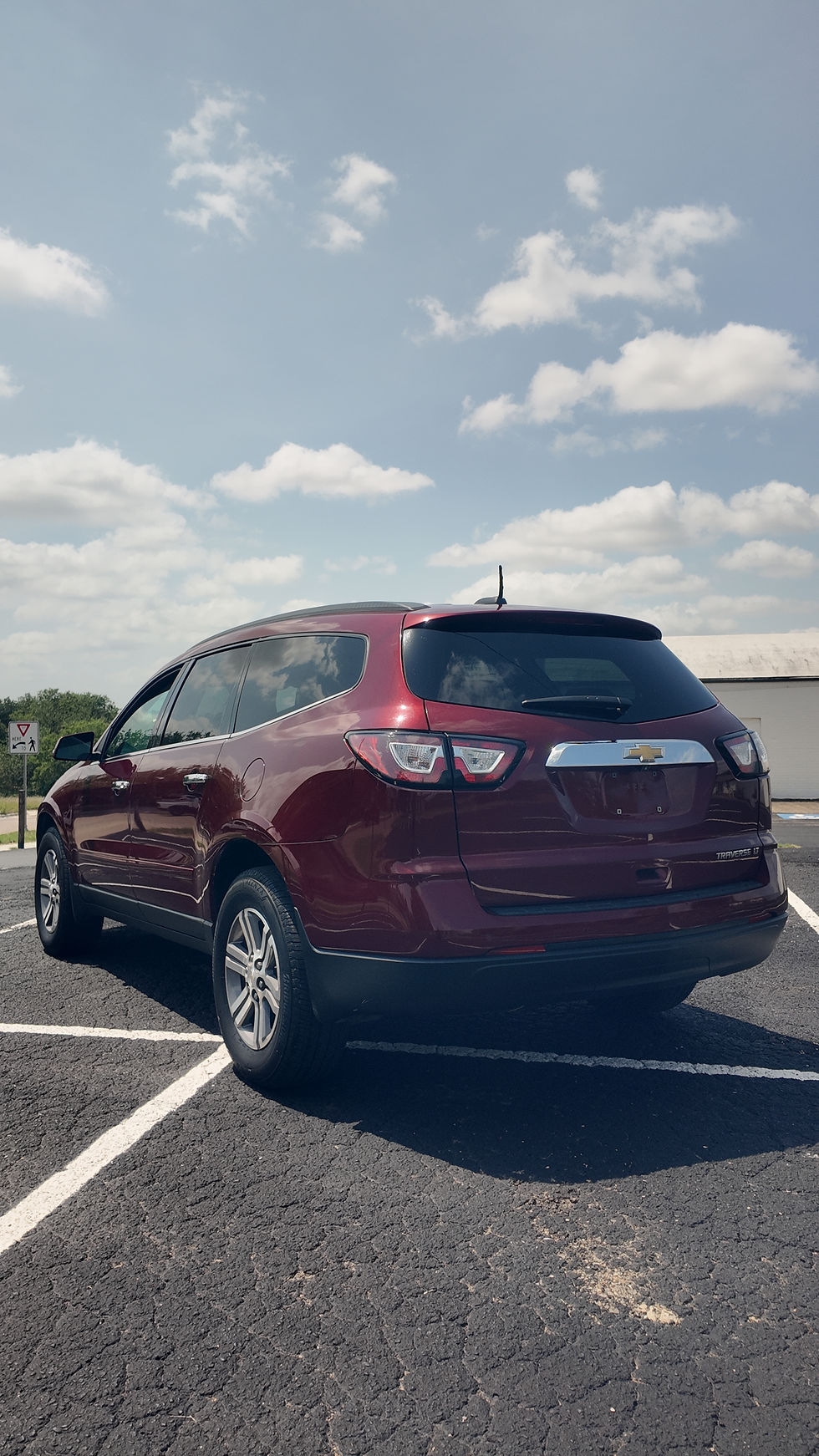 Thumbnail: 2016 Chevrolet Traverse LT 