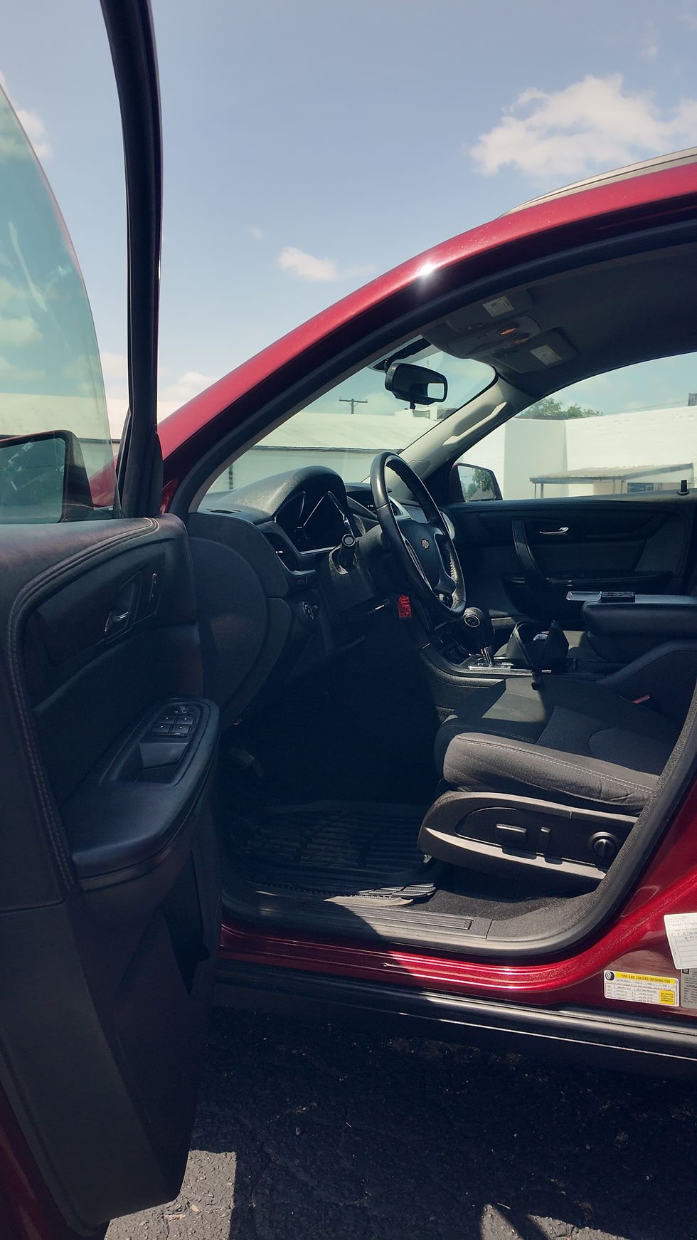 Thumbnail: 2016 Chevrolet Traverse LT 