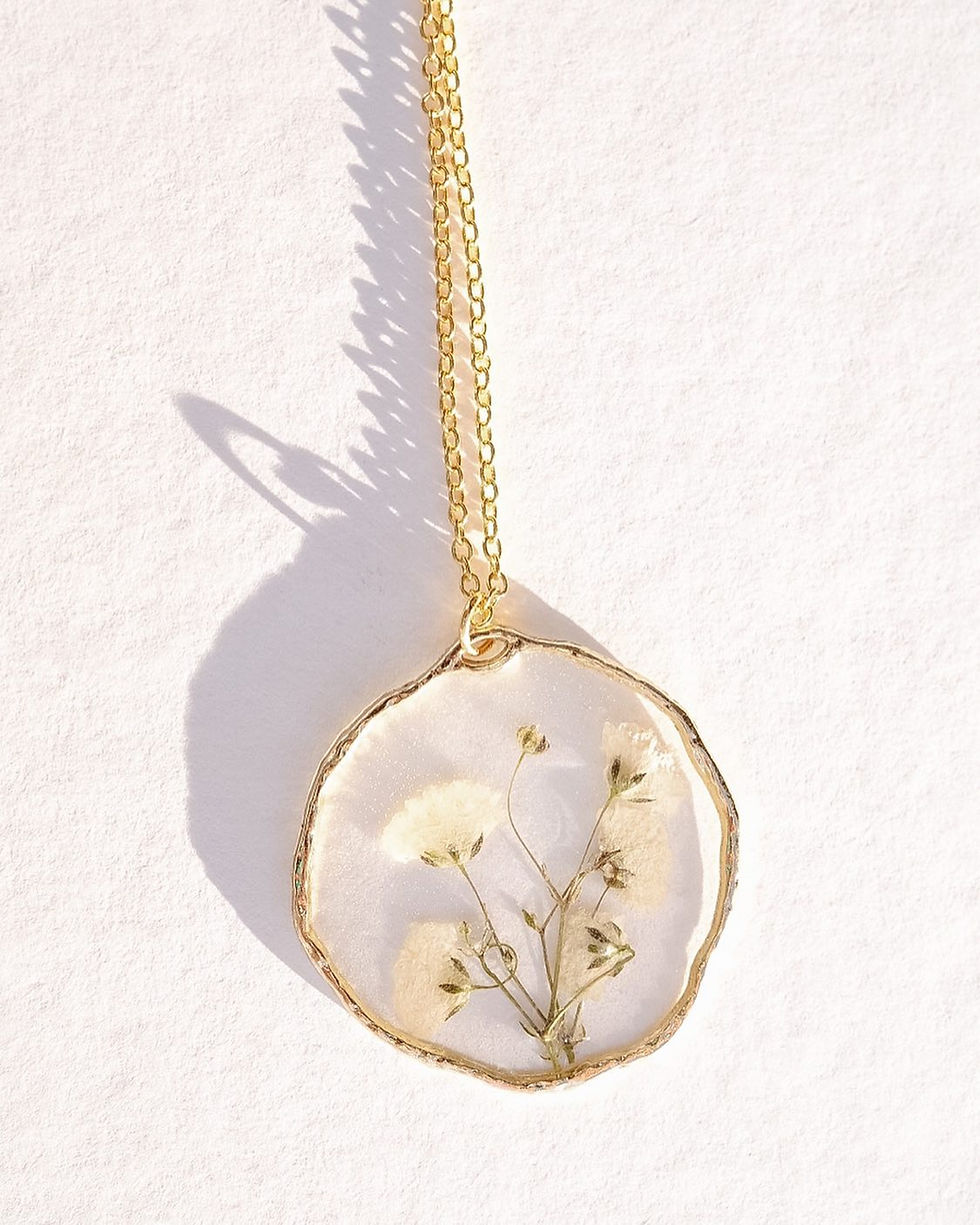 Thumbnail: Floral Pendant Necklace