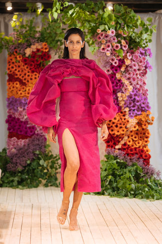 Blomsterdekor för Pampas Modevisning