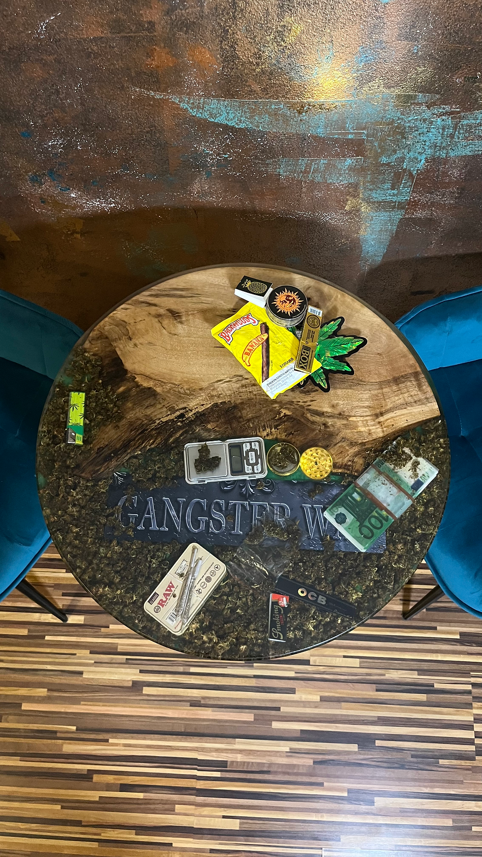 Miniatura: W€€D "Gangster Way" Table