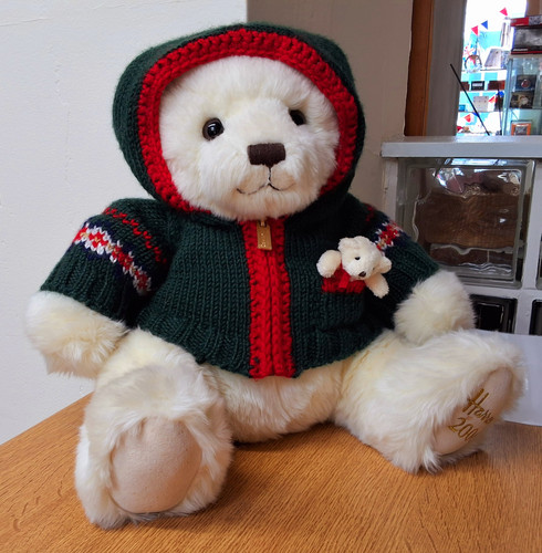 2006 Harrods Christmas Bear -ALEXANDER Harrodsteddybears