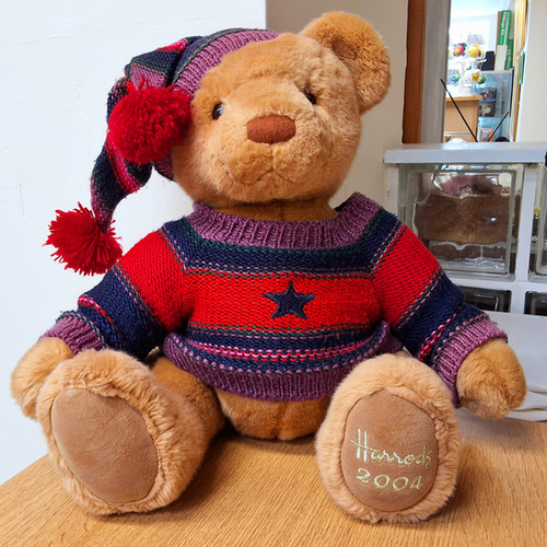 2004 Harrods Christmas Bear - THOMAS | Harrodsteddybears