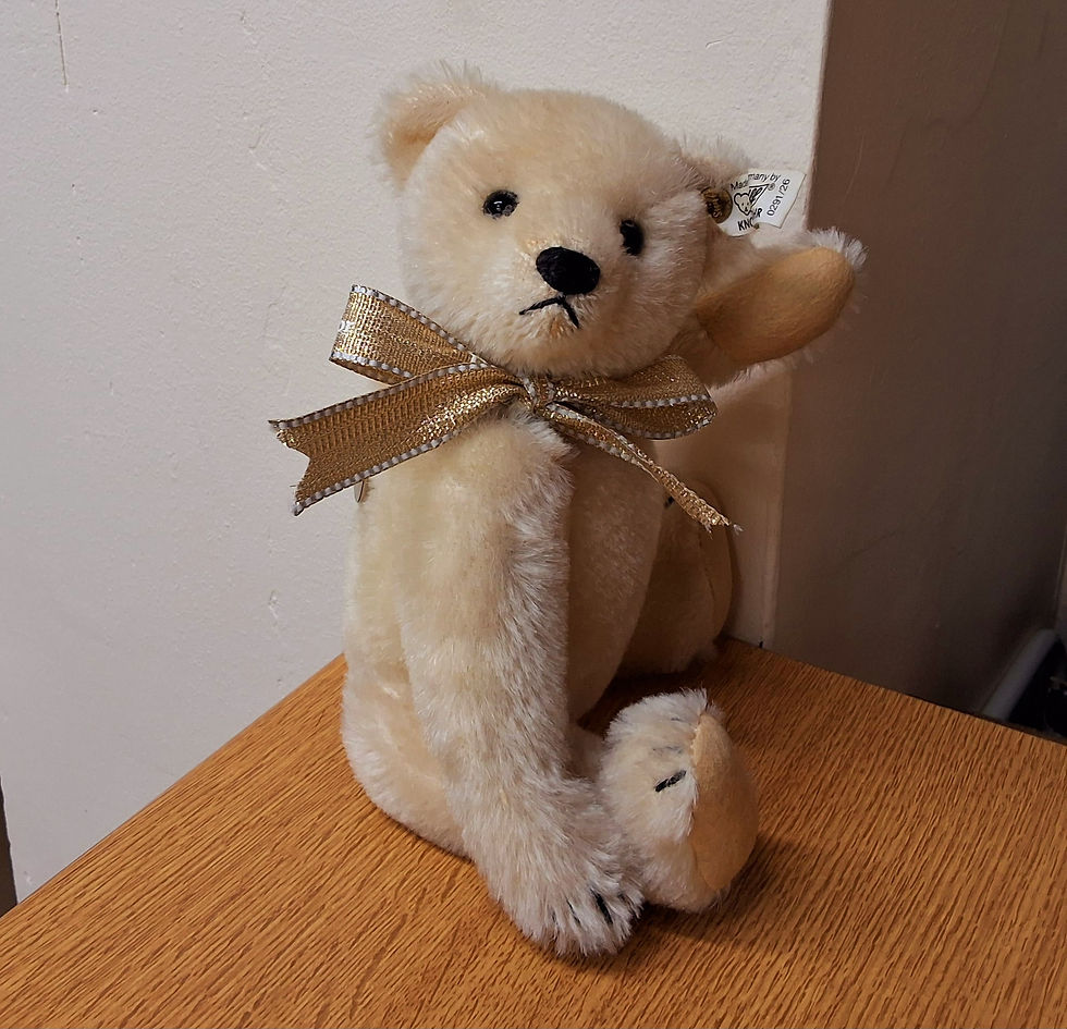 Thumbnail: Steiff and Harrods Musical Bear 029126