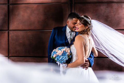 Espaço para festa de casamento, festa de debutante, aniversário, evento corporativo.  Espaço para finamente decorado, climatizado, atendimento personalizado e localização extremamente privilegiada. Agende uma Visita e conheça o melhor espaço para festas do Guarujá