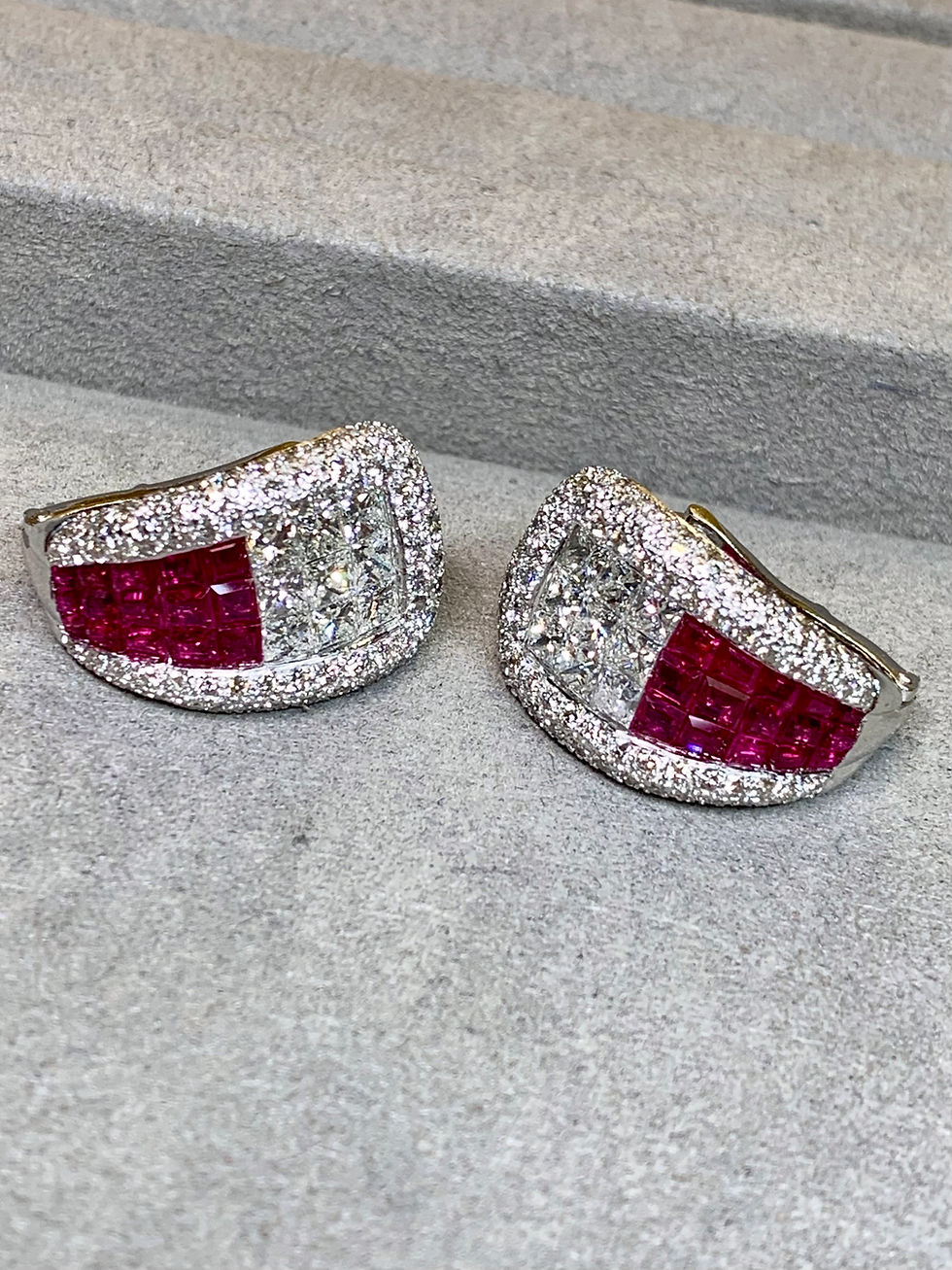 Thumbnail: Estate 18K Invisible Princess Cut Diamond Baguette Ruby Pavé Huggie Earrings