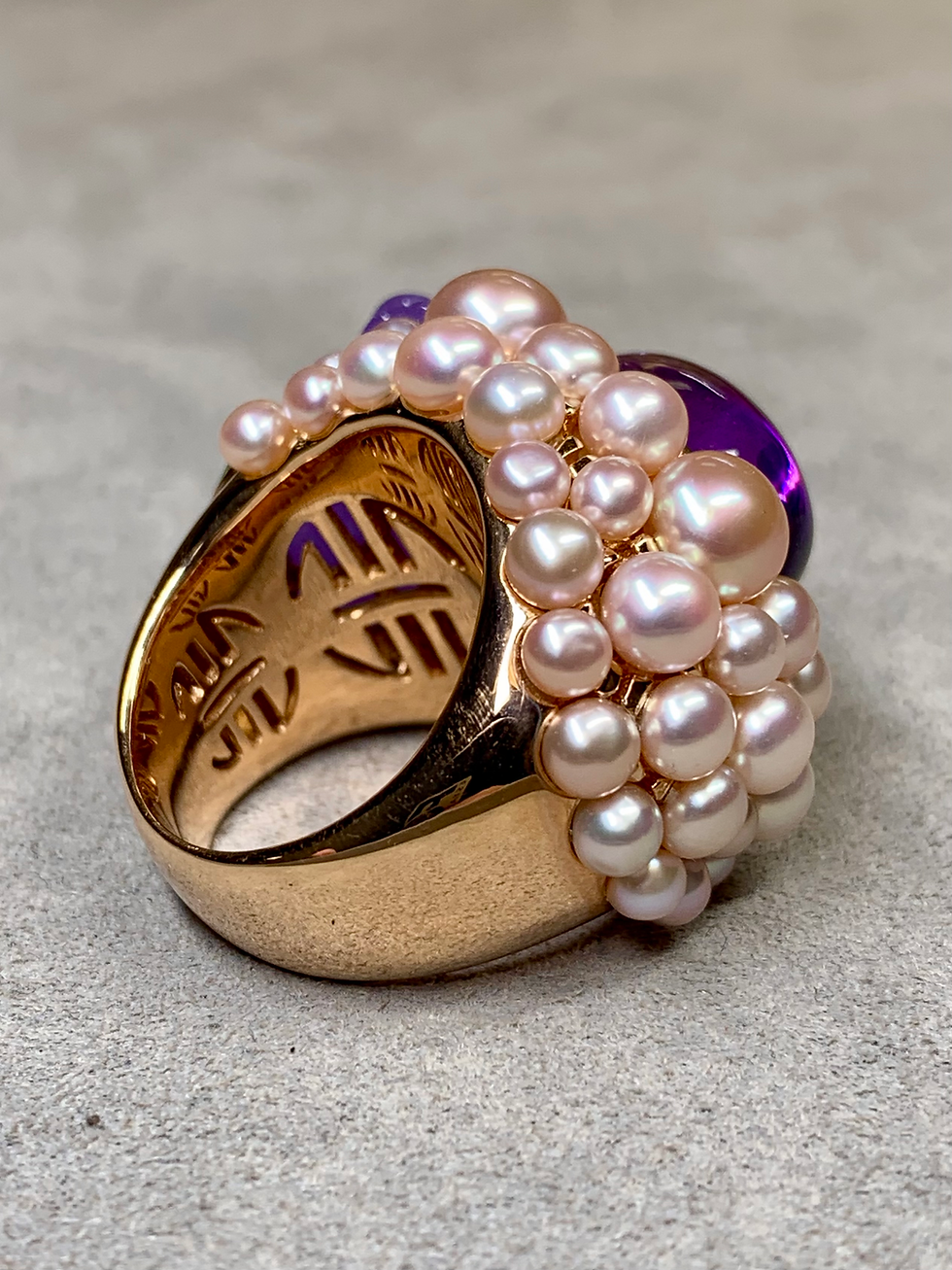 Thumbnail: Mimi Milano 18K Rose Gold Lavender Green Jade Amethyst Pearl Large Cocktail Ring