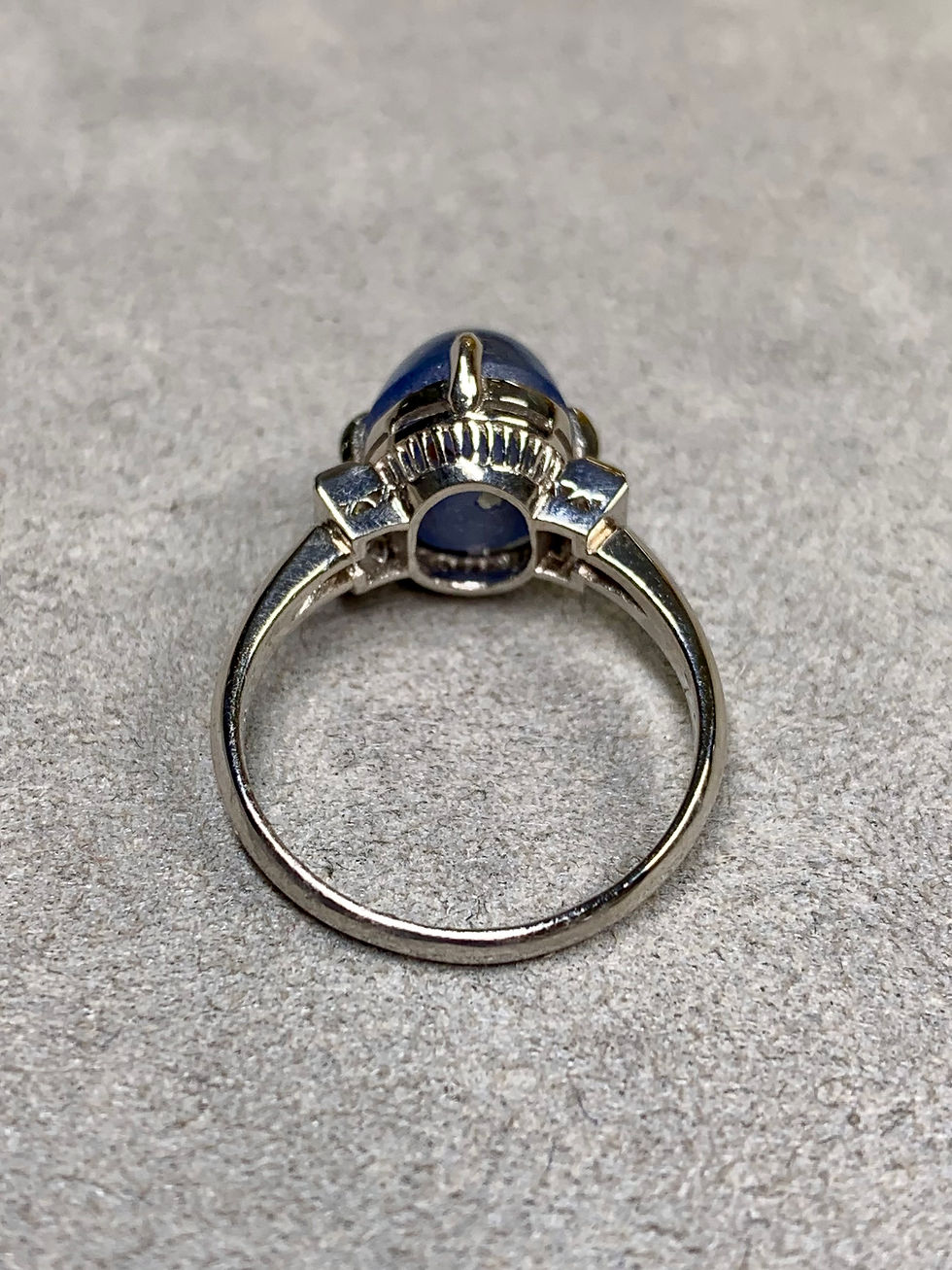 Thumbnail: Estate Platium Cabochon Star Sapphire & Baguette Diamond Classic 3 Stone Ring