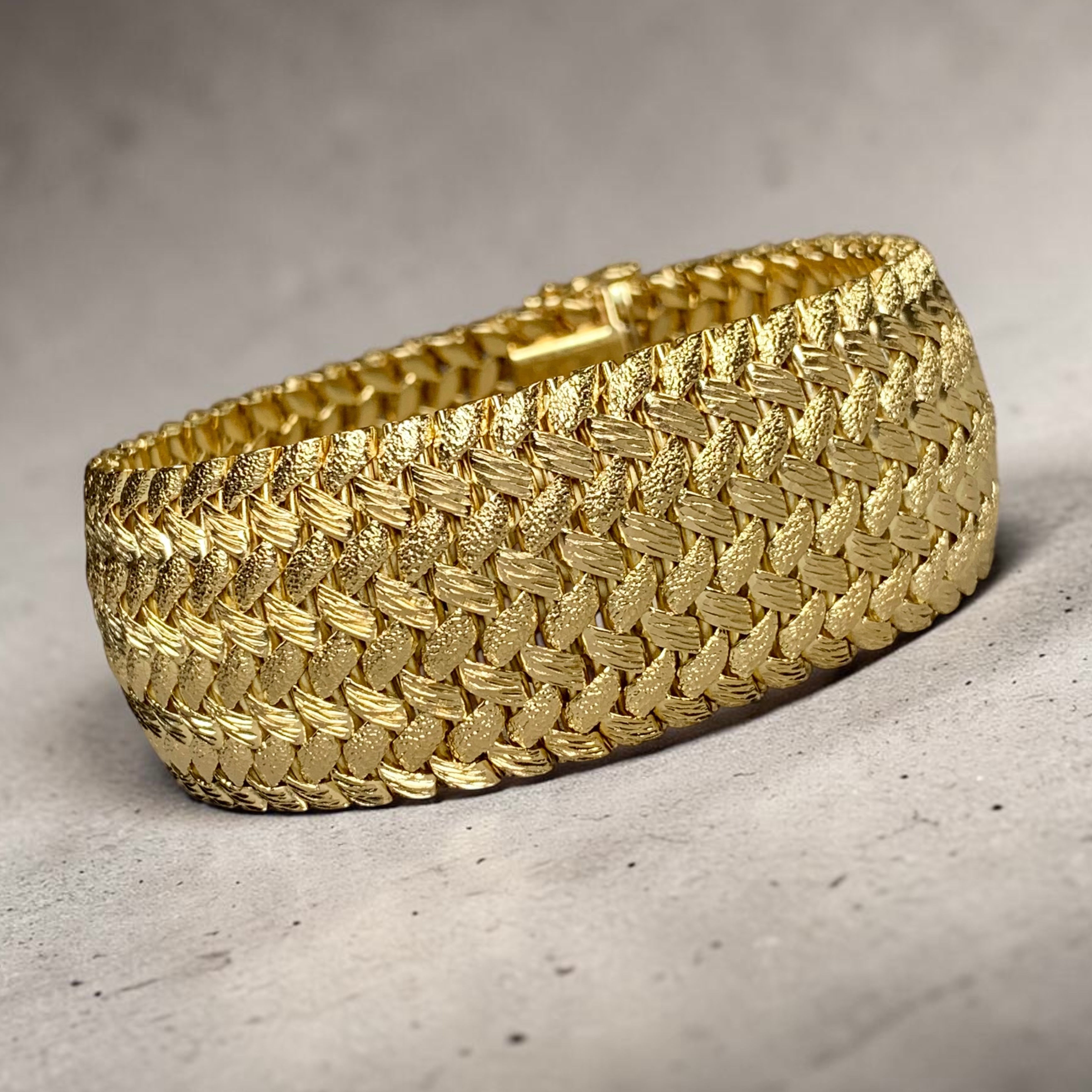 Vintage 1950’s 18K Yellow Gold Wide Basketweave Wide Wrap Bracelet 7.50”