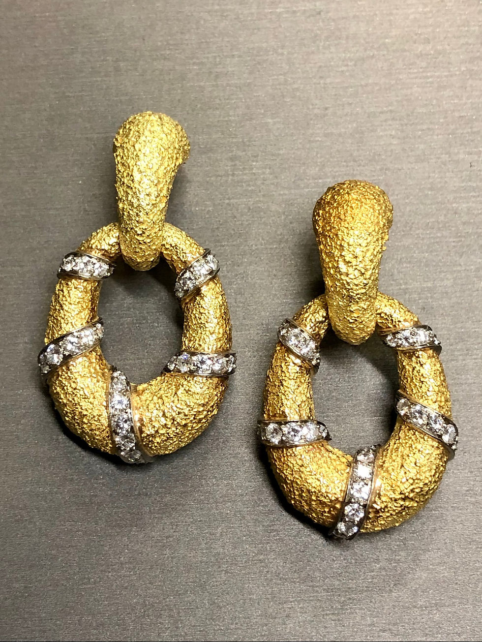 Thumbnail: Vintage VAN CLEEF & ARPELS  18K And Platinum Diamond Large Door Knocker Earrings
