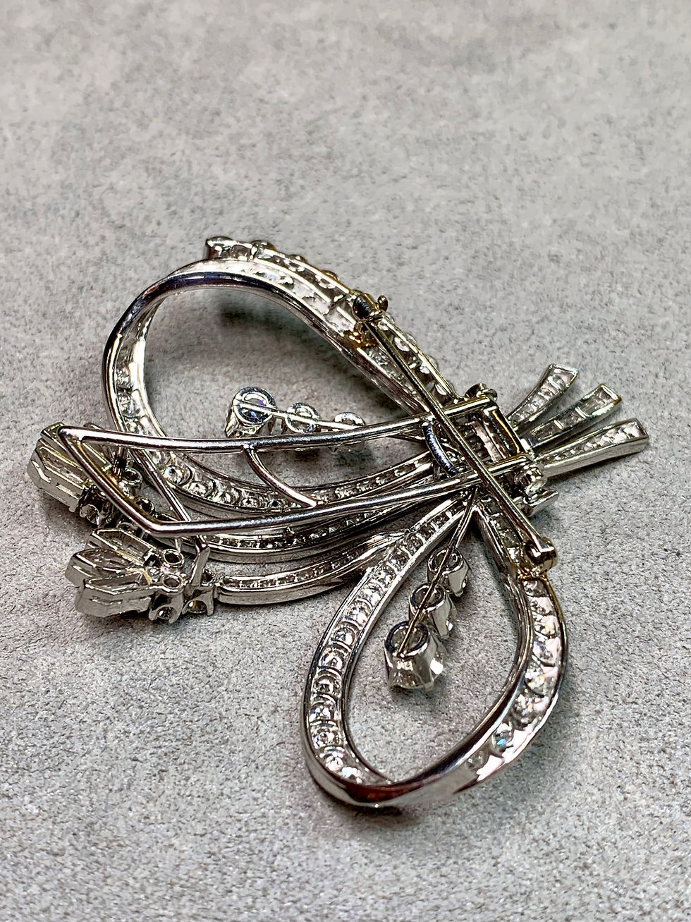 Thumbnail: Vintage 1950’s Platinum Asymmetrical Ribbon Spray Bullet Diamond Brooch Clip 7ct