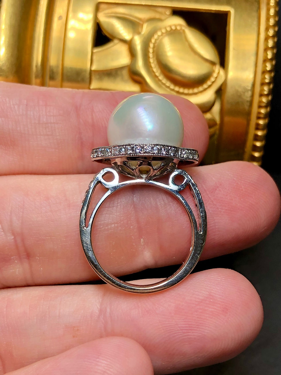 Thumbnail: Estate 18K South Sea Pearl Diamond Cocktail Ring 13.4mm Sz 7