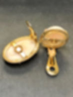Thumbnail: Vintage 14K Yellow Gold Cabochon Angel Skin Coral Large Clip On Huggie Earrings