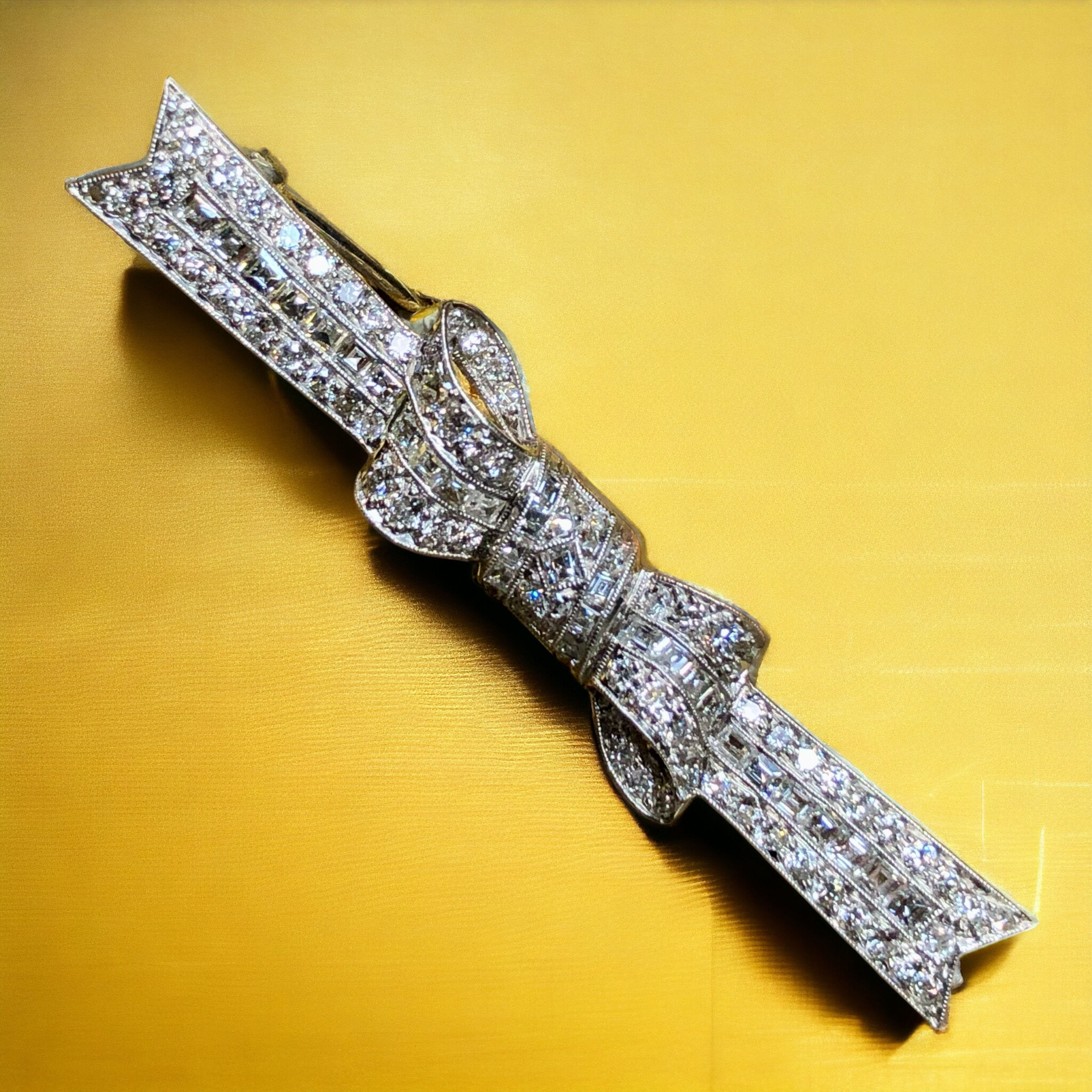 Antique Art Deco Platinum Carre Mine Cut Diamond Bow Pin Brooch 3ctw G Vs