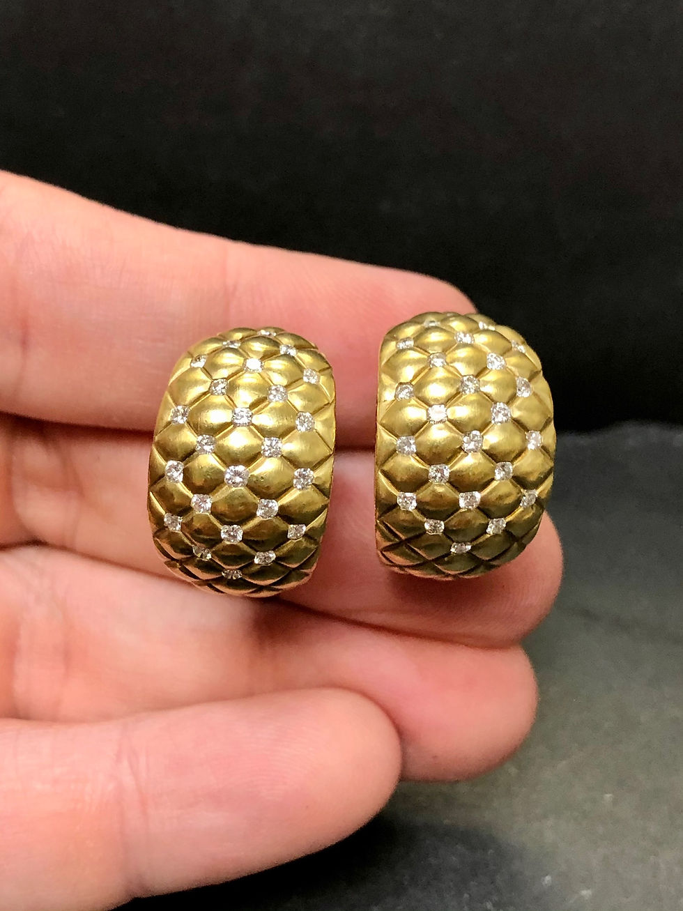 Thumbnail: Estate ALETTO & CO 18K Quilted Texture Diamond Huggie Earrings Omega Backs