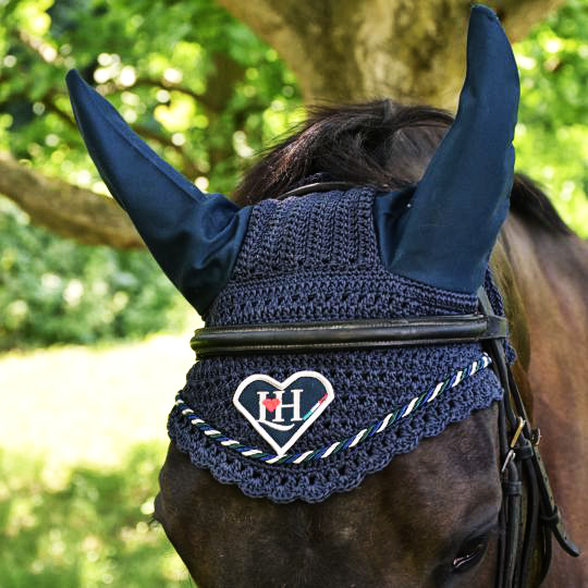 Cuffietta realizzata a mano ad uncinetto modello "short" con cotone makò