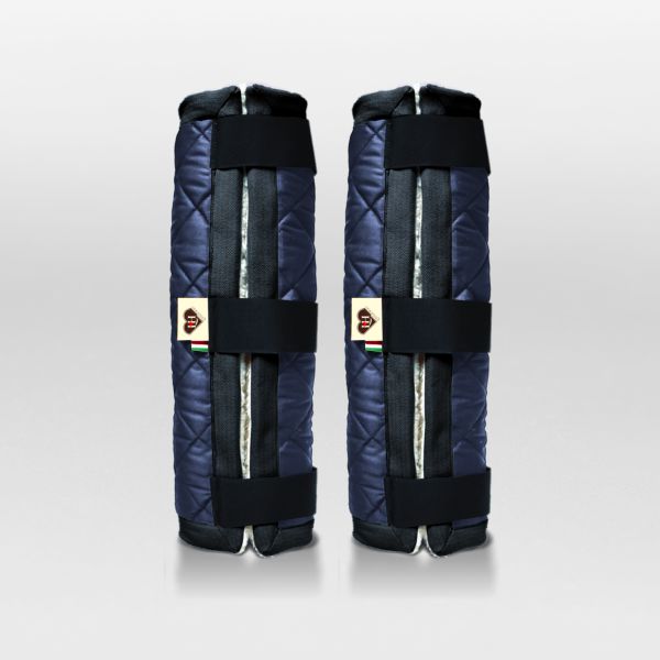 Cavallo con gambaletti terapeutici di Bio-Ceramica LoveHorses