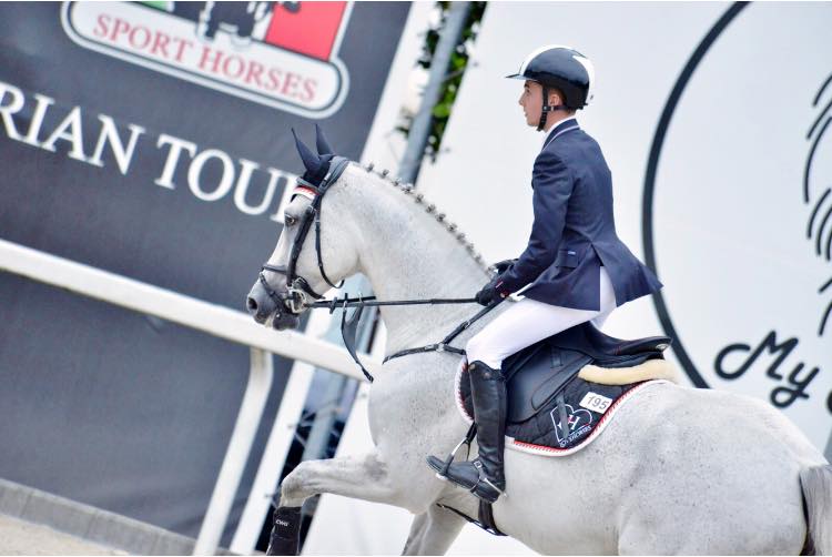 LOVEHORSES Riding The Future