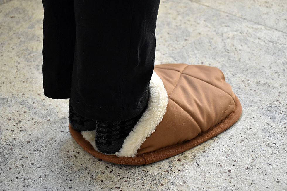 Thumbnail: Accessorio termico in bio-ceramica per piedi sempre caldi e comodi durante il relax