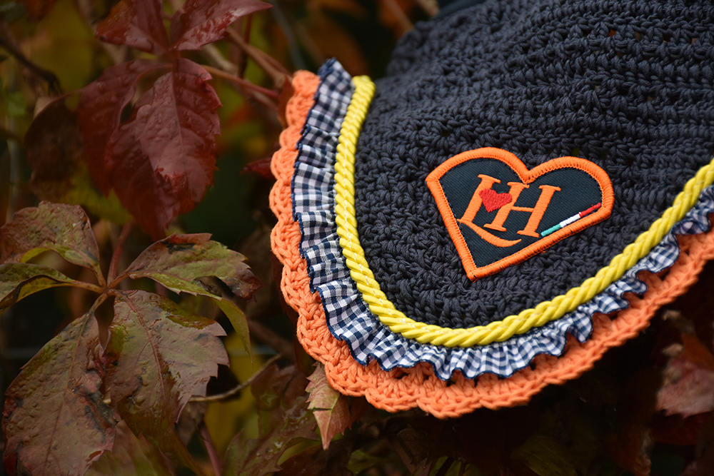 Cuffietta realizzata ad uncinetto LoveHorses "medium"