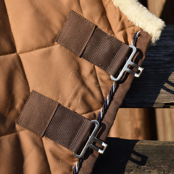 Miniature : Sottocoperta traspirante e termoregolante in bio-ceramica, progettata per il benessere muscolare del cavallo