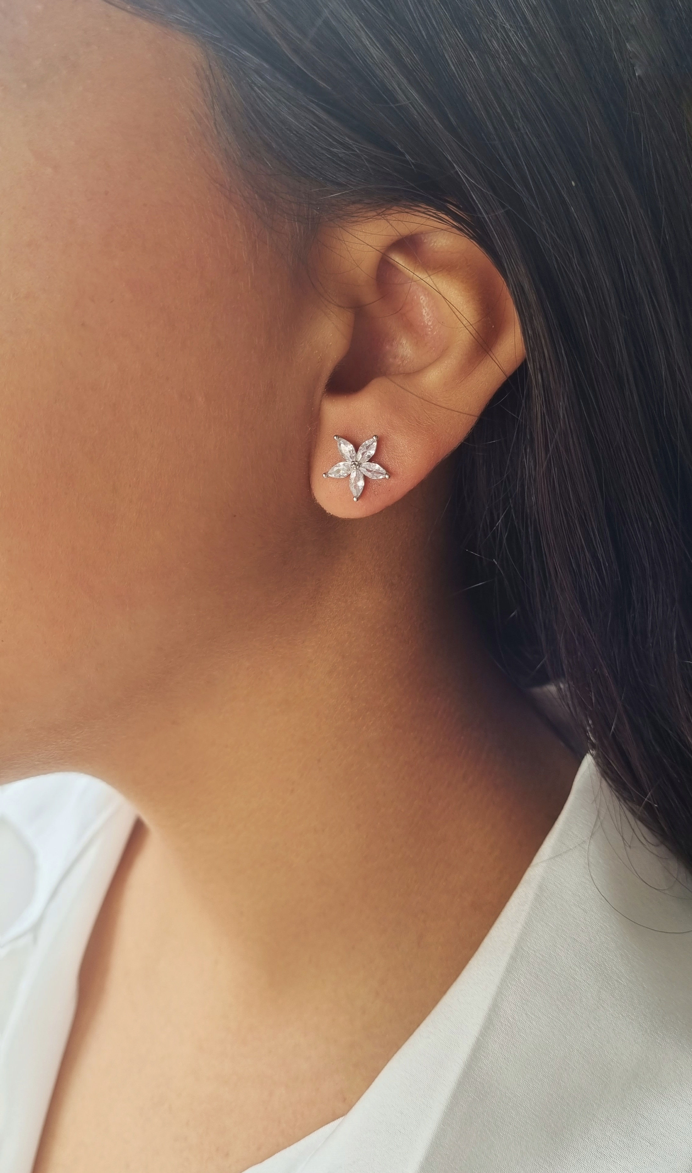 עגיל פרח מרקיזה 