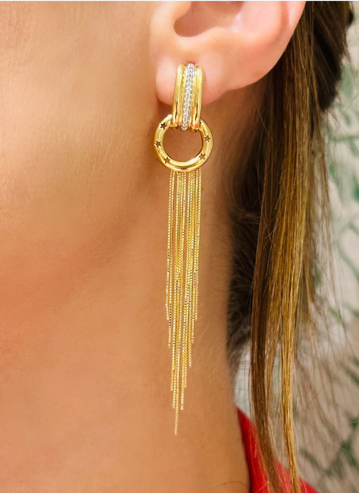 Brinco em ouro amarelo com franjas