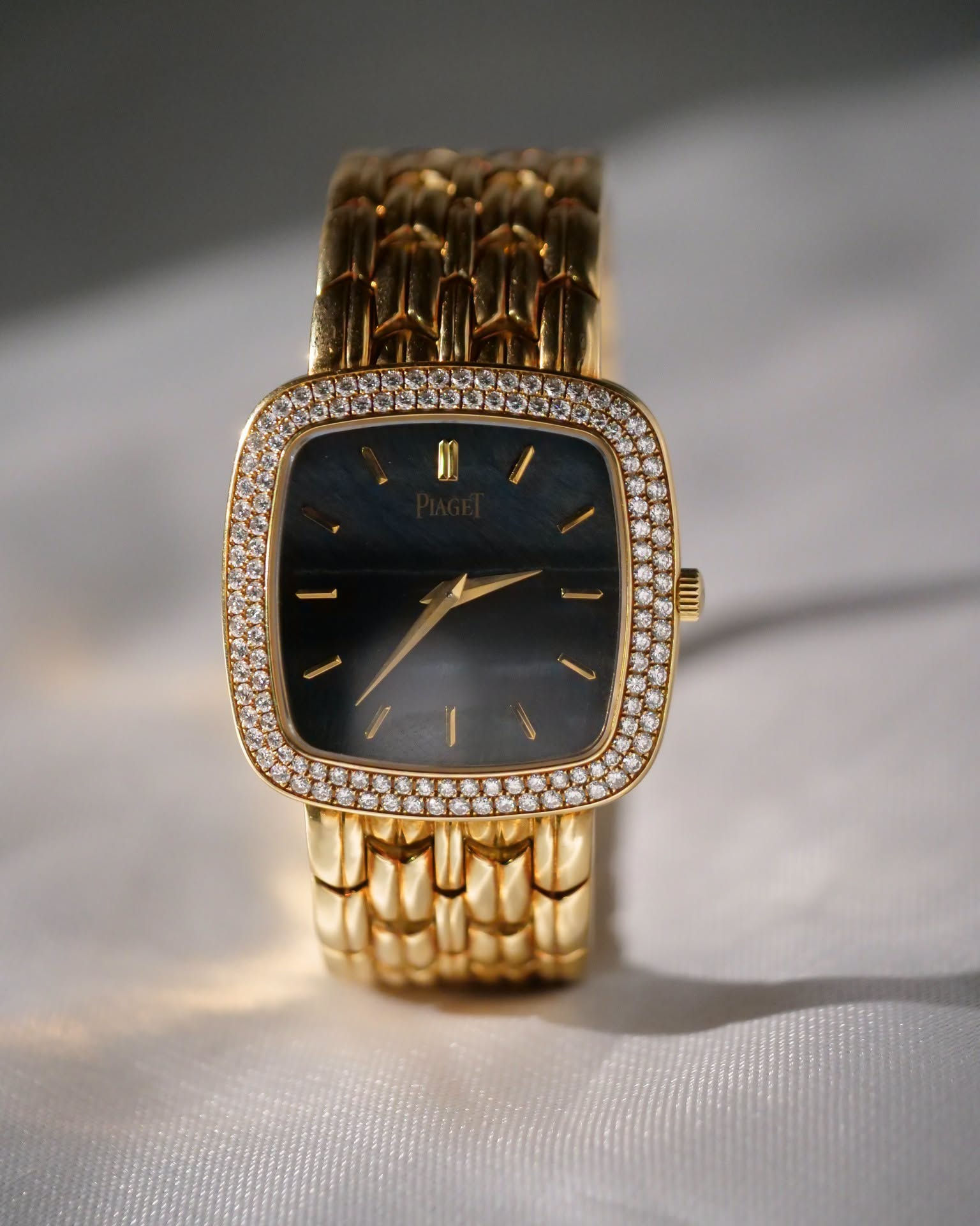 Piaget Vintage  18K Gold Diamond Hawk Eye dial
