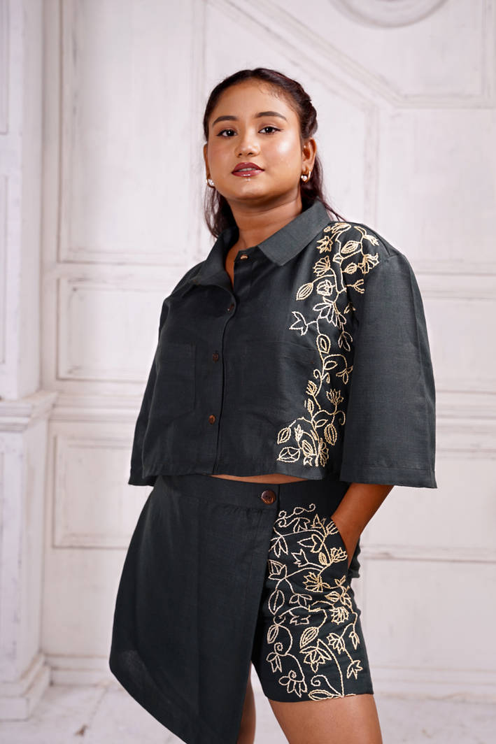 Freesia Women's Shirt and Skort Set - Image 2