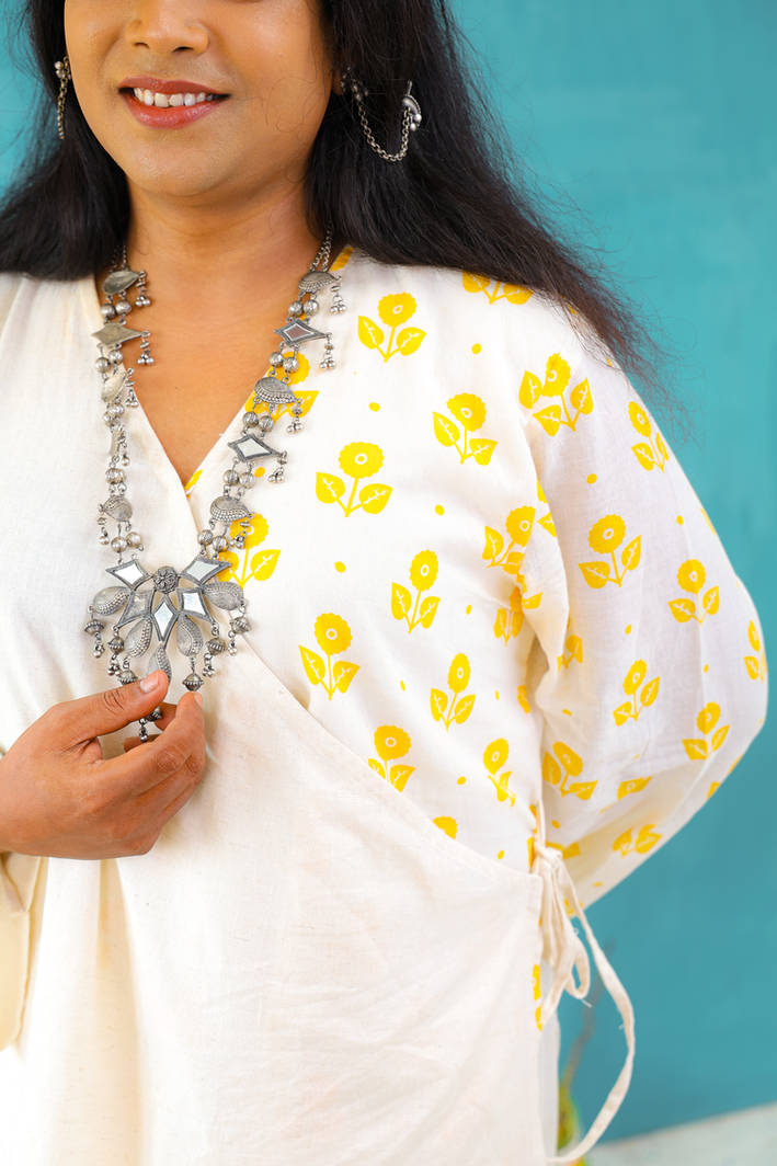 Shiuli Makha Women's Wrap Set - Image 7