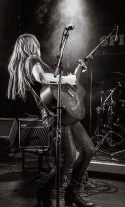 Mylene Chamblain©Axel Kremer-12