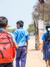 பள்ளிக்குப் போகலாம்!